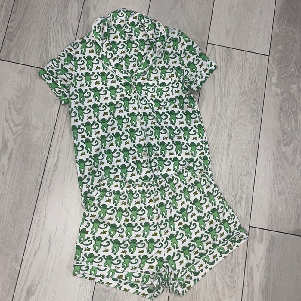 Roller rabbit, green monkey pajamas, NWOT, size XXS